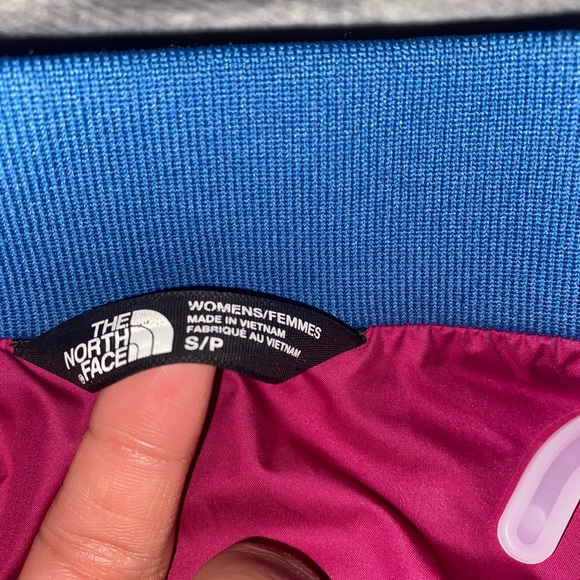 Pre -Owned Authentic North Face Jacket🧥📦✅😻 - Picture 5 of 10